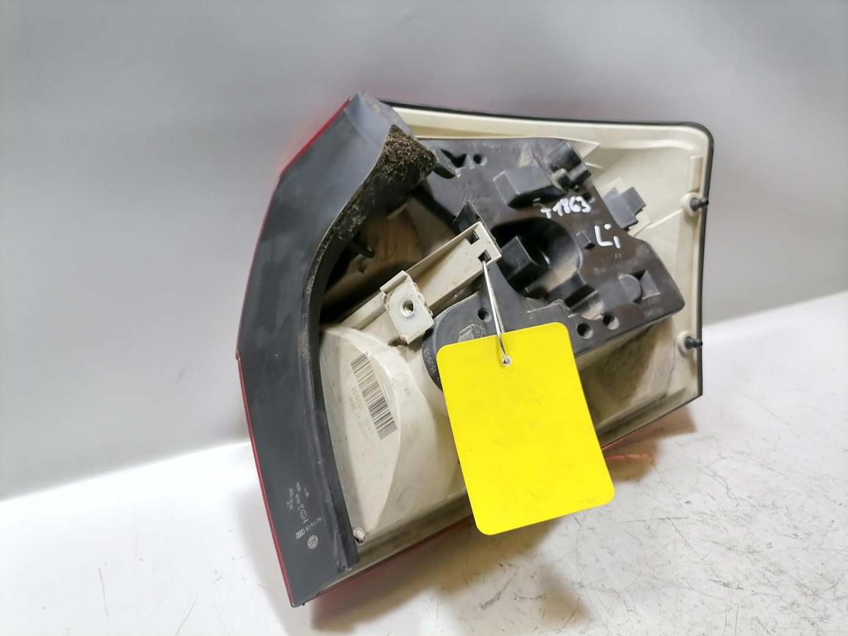 Audi A4 8E B6 original Rücklicht Rückleuchte Schlussleuchte links Limousine Bj.2002